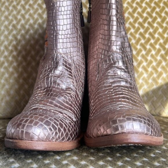 Marco Delli Women's Chenoa Bronze Leather Floral Embroidery Ankle Boots NEW - Picture 7 of 16